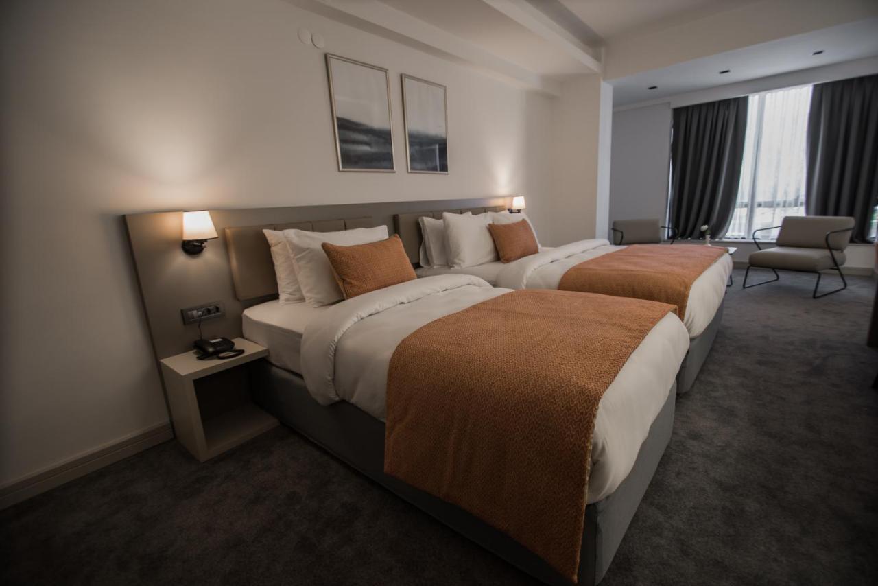 Dovv Hotel Business Gaziemir Екстер'єр фото
