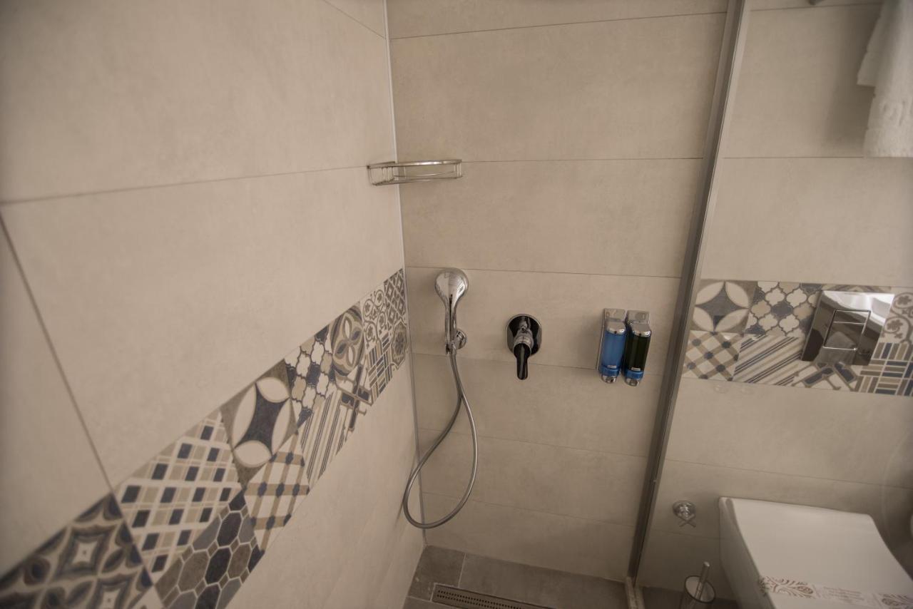 Dovv Hotel Business Gaziemir Екстер'єр фото